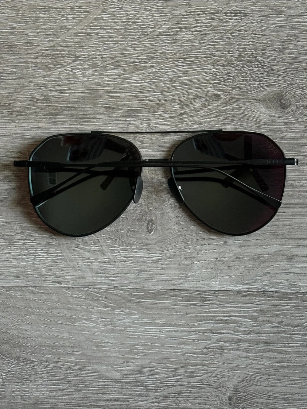Diff Dash MB Unisex Aviator sunglasses
